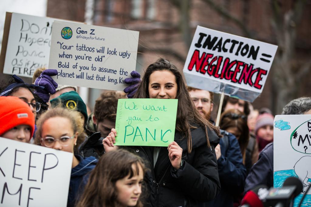 Alienor Rougeot at a Fridays For Future Toronto march in 2015