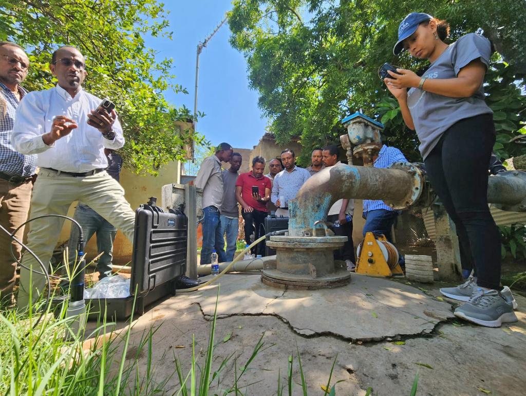 SUNCASA | Partners in Dire Dawa, Ethiopia, measuring water quality.